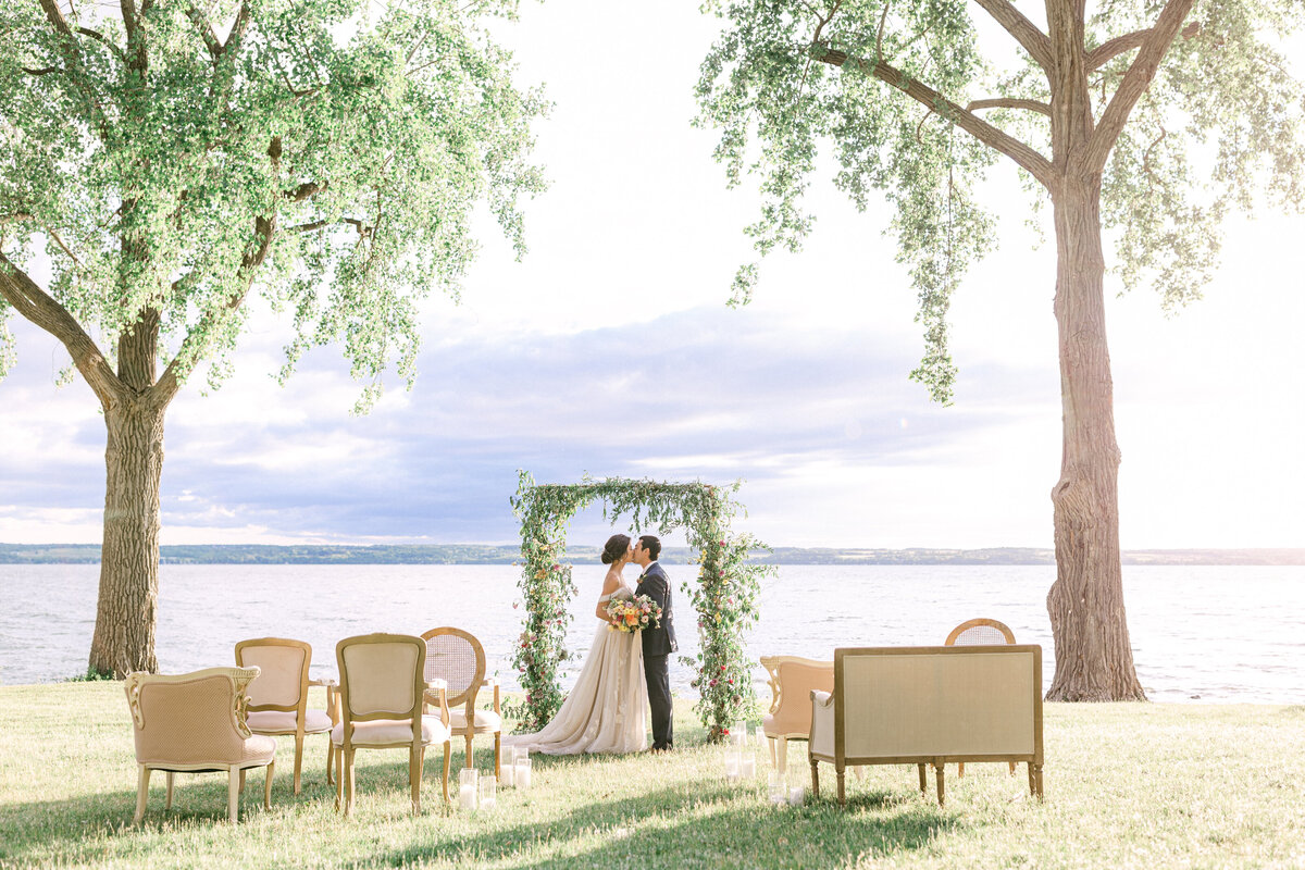 NW_elegant_finger-lakes-wedding
