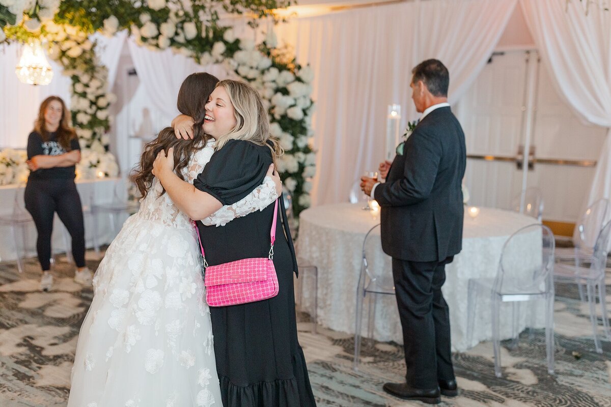 Chic Modern All White Wedding The Beaufort Hotel Brittanie Raquel Events_0027