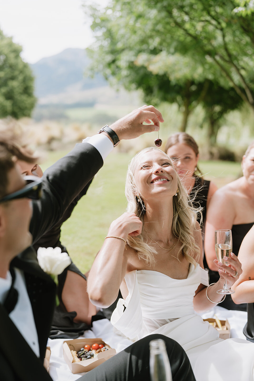 Melissa Clark Photography - Queenstown Wedding Photographer - Brenna & Taylor - Lookoutlodge Wedding-391