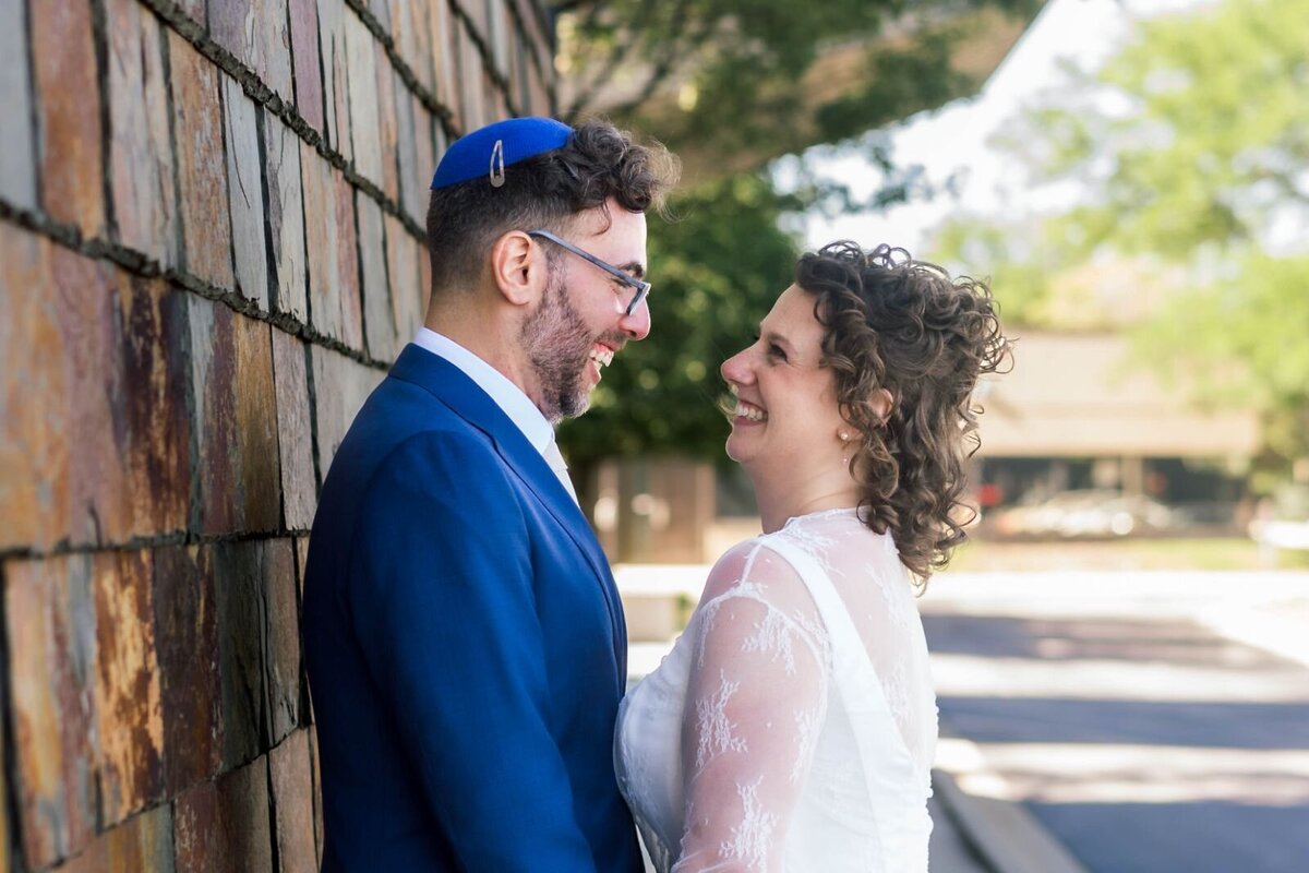 Eliana-Melmed-Photography-Chicago-LosAngeles-Jewish-WeddingPhotography-ShulaNoah-CouplesPortraits-00085