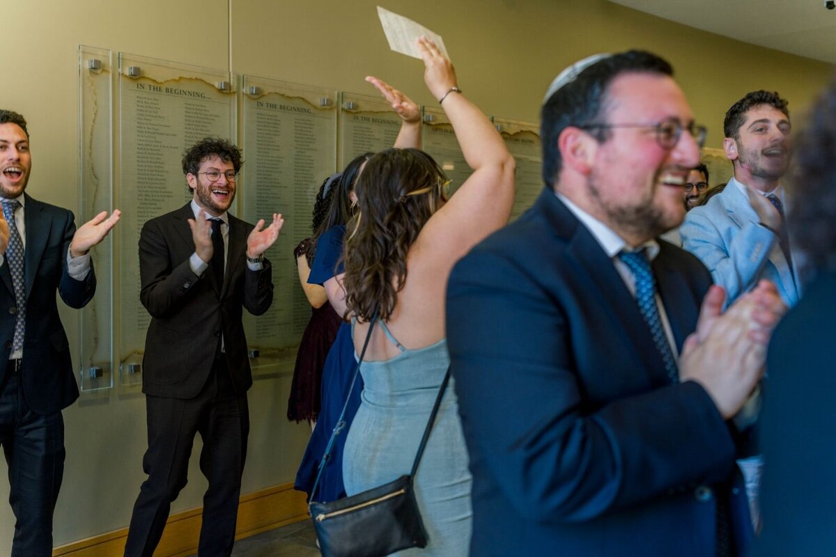 Eliana-Melmed-Photography-Chicago-LosAngeles-Jewish-WeddingPhotography-ShulaNoah-Chuppah-00192