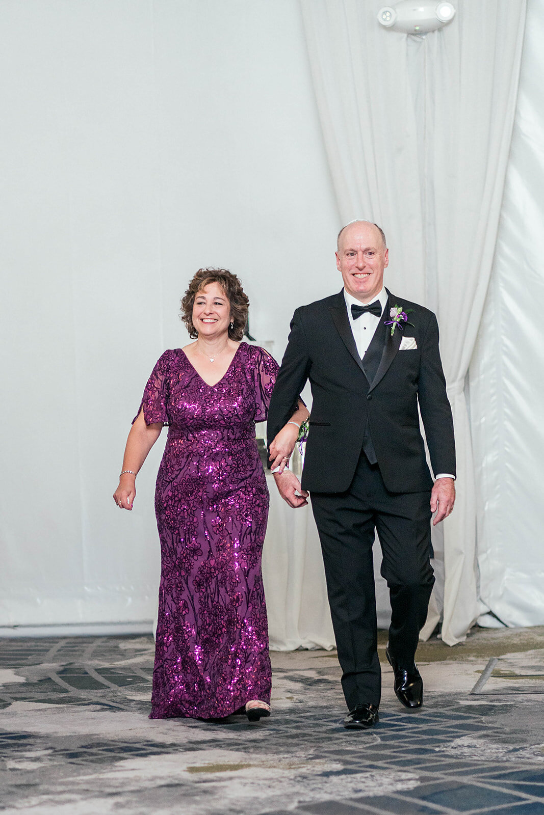 Eliana-Melmed-Photography-Chicago-LosAngeles-Jewish-WeddingPhotography-Chuppah-00052
