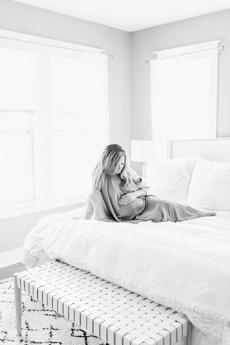 Mount-Pleasant-Maternity-Session-In-Home-Lifestyle_0091