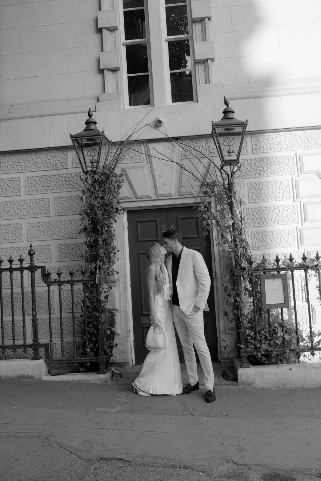 Flora_And_Grace_London_Editorial_Wedding_Photographer (1 von 1)-81
