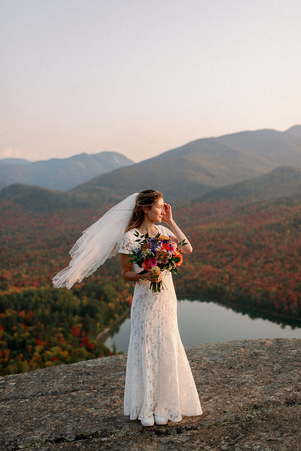 Timeless Oregon wedding photographer creating natural, refined, story-driven imagery for weddings and elopements.