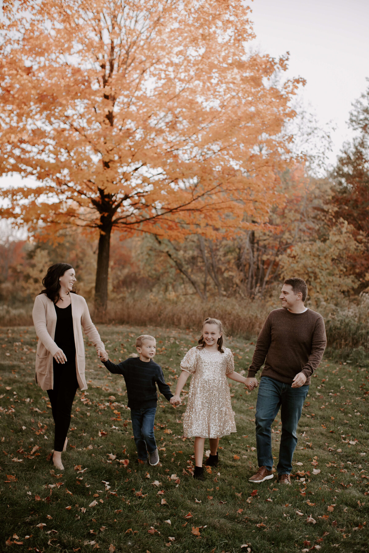 Fall-Mini-Session-Family-Photography-Woodbury-Minnesota-Sigrid-Dabelstein-Photography-Johnson-8