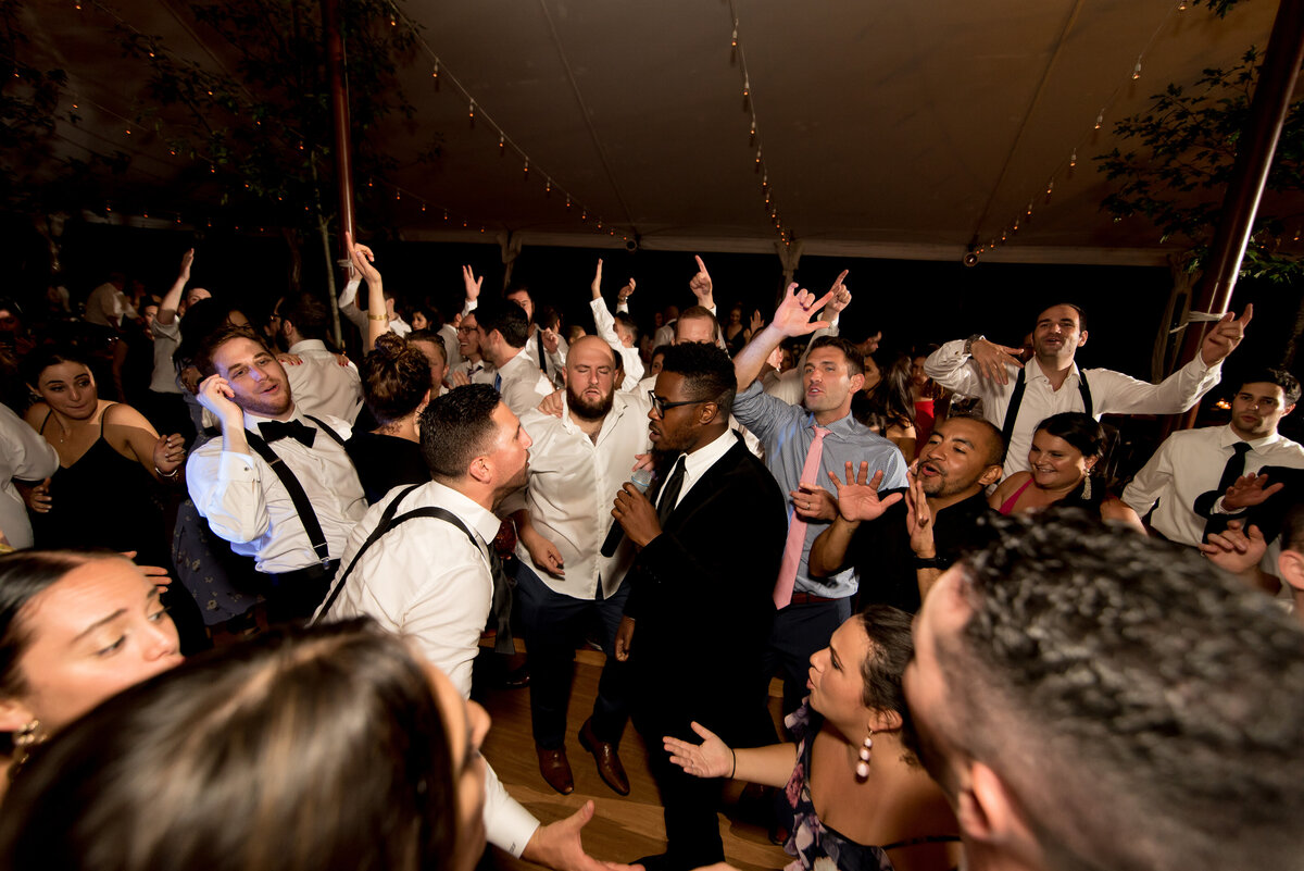 Red Maple Vineyard Wedding  Photography