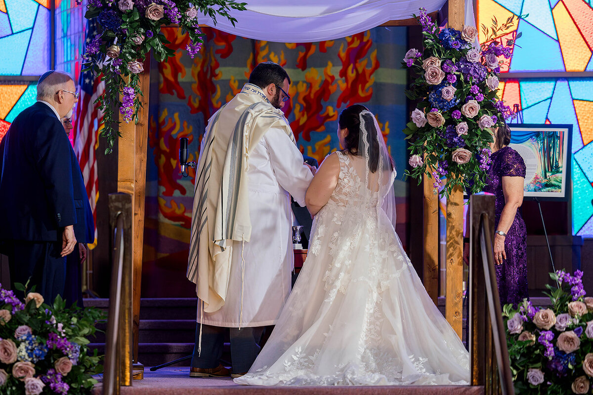 Eliana-Melmed-Photography-Chicago-LosAngeles-Jewish-WeddingPhotography-ElianaSklar-Chuppah-00124