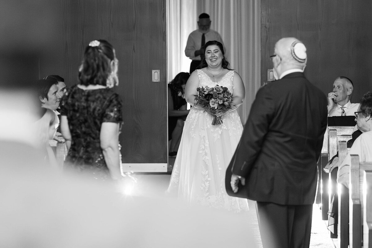 Eliana-Melmed-Photography-Chicago-LosAngeles-Jewish-WeddingPhotography-ElianaSklar-Chuppah-00076