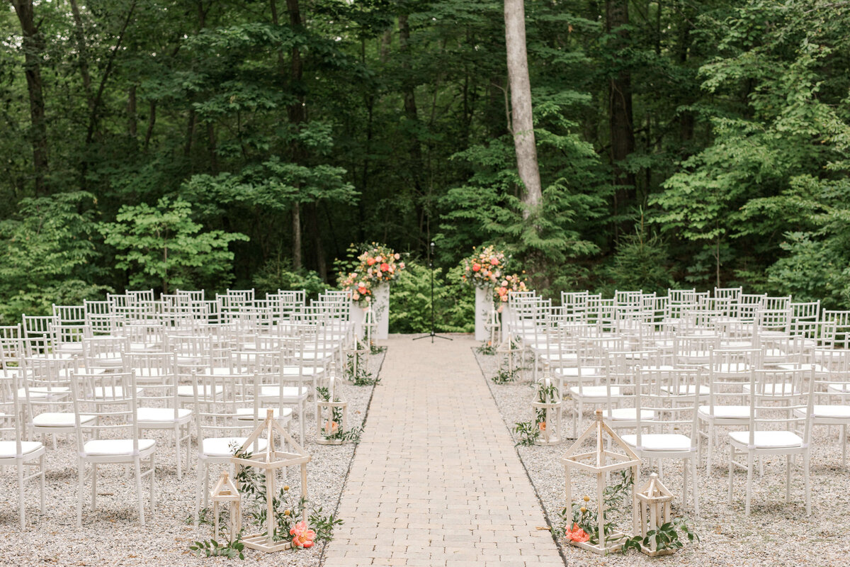 Chatfield Hollow Inn Wedding CT Pearl Weddings And Events (16)