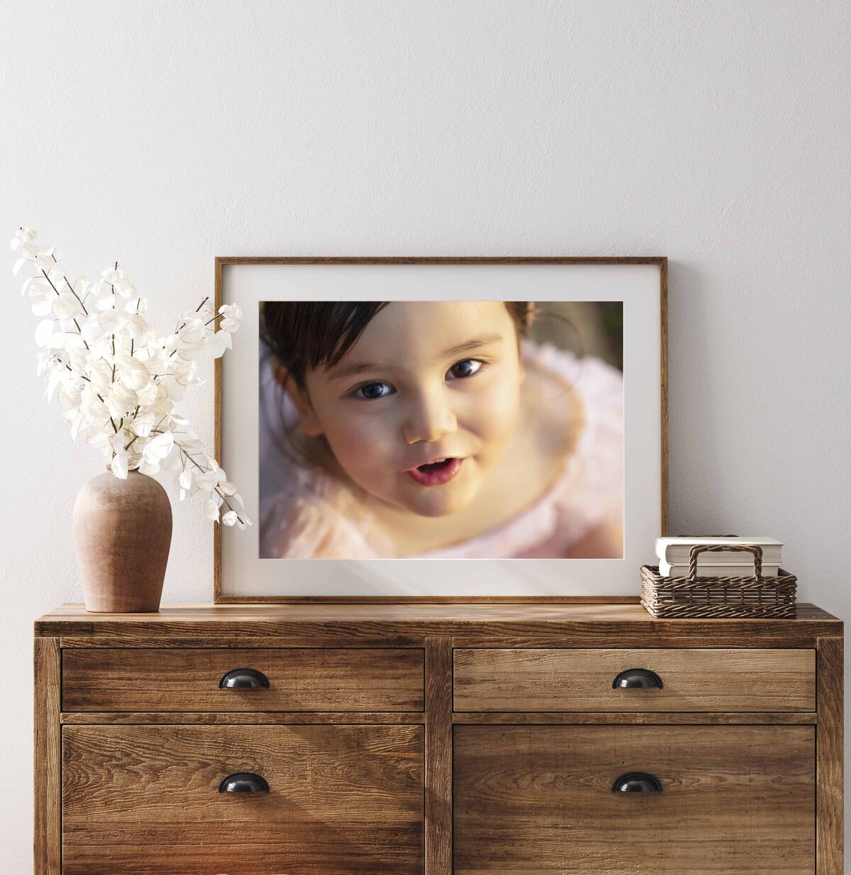 Brisbane-Family-Portrait-Framed-Hallway