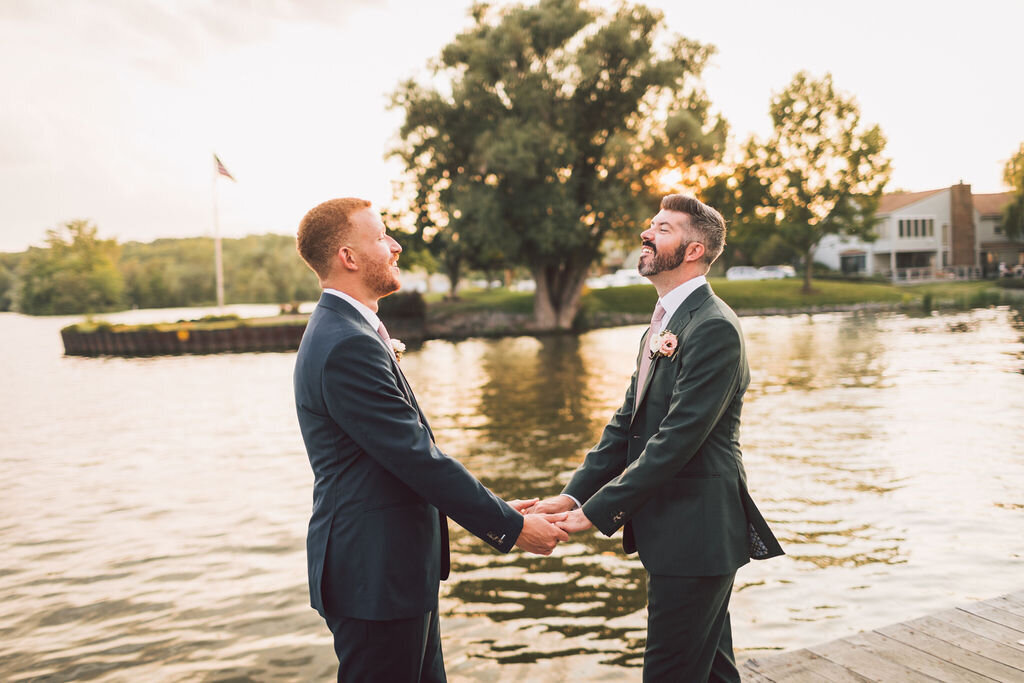 Lake House  Canandaigua Wedding Couple Candid_Verve Event Co (1)