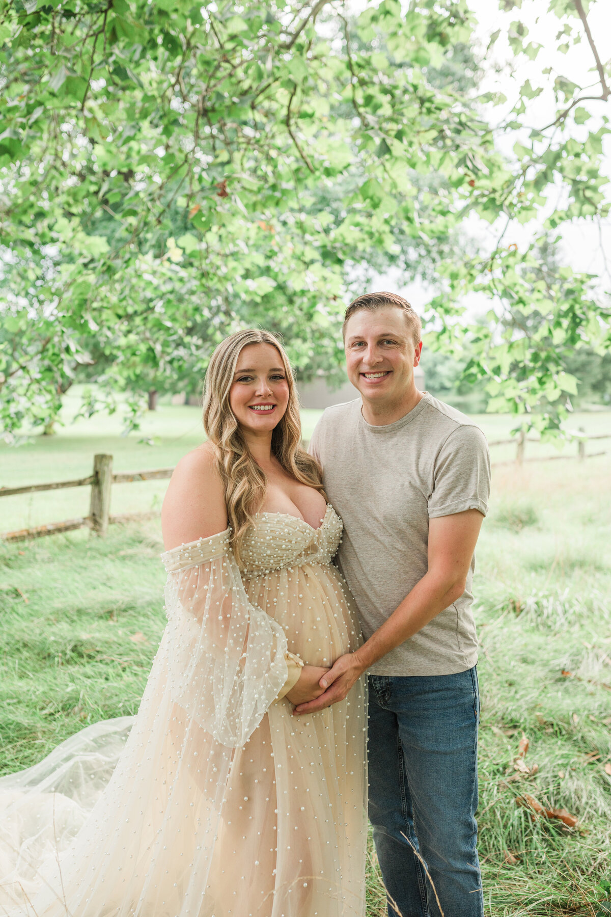 LillieMaePhoto-Kelsey'sMaternity-Portraits-18