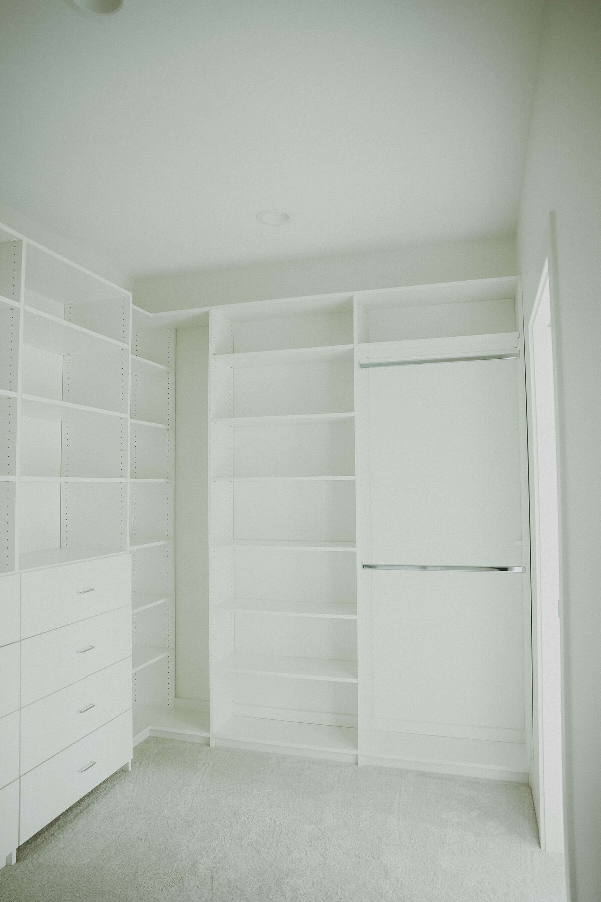 4108-Closet-Panora-Central-Iowa-Custom-Home-JRL-Builders-E23A9076