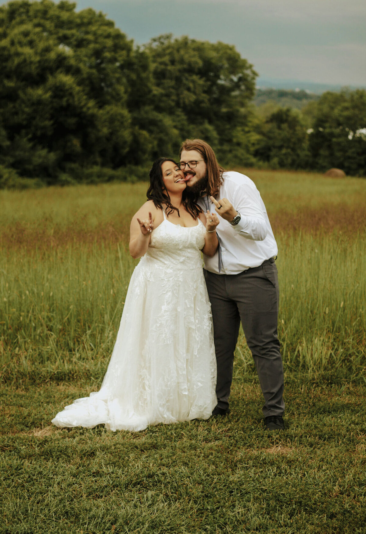 Emotive Nashville wedding photographer