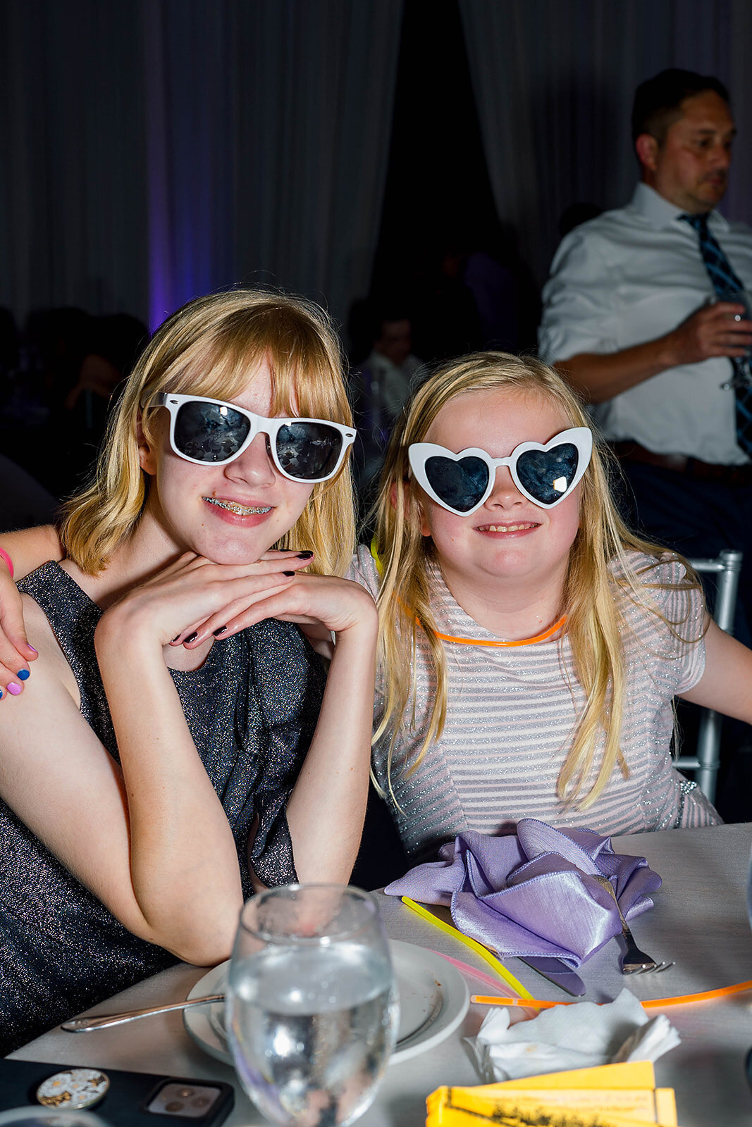 Eliana-Melmed-Photography-Chicago-LosAngeles-Jewish-WeddingPhotography-ElianaSklar-Sunglasses-00031