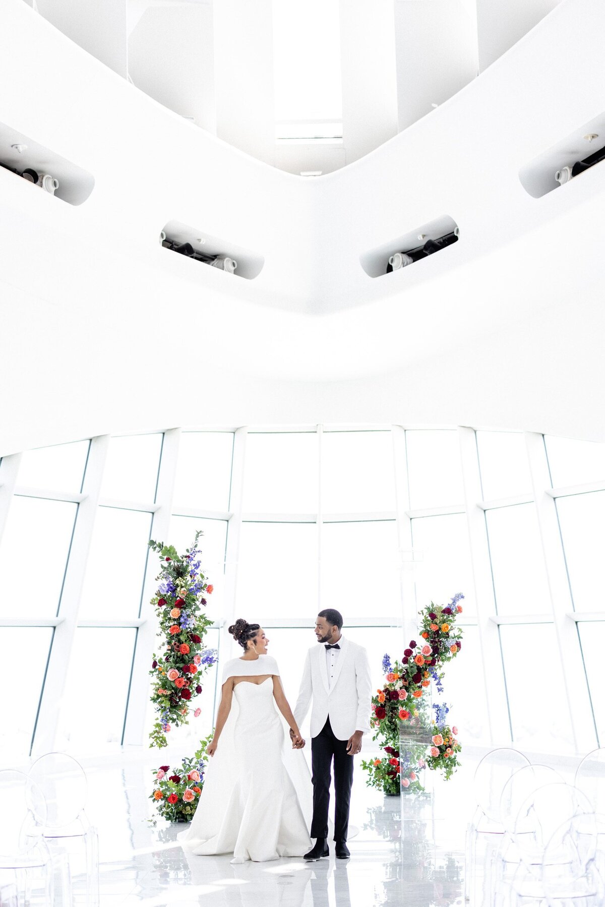 Milwaukee Art Museum Wedding Photography 012