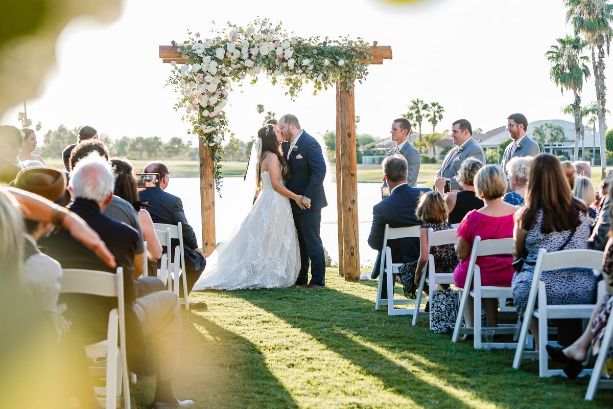 Oakwood-Country-Club-Wedding-Photo-by-Leslie-Ann-Photography-4