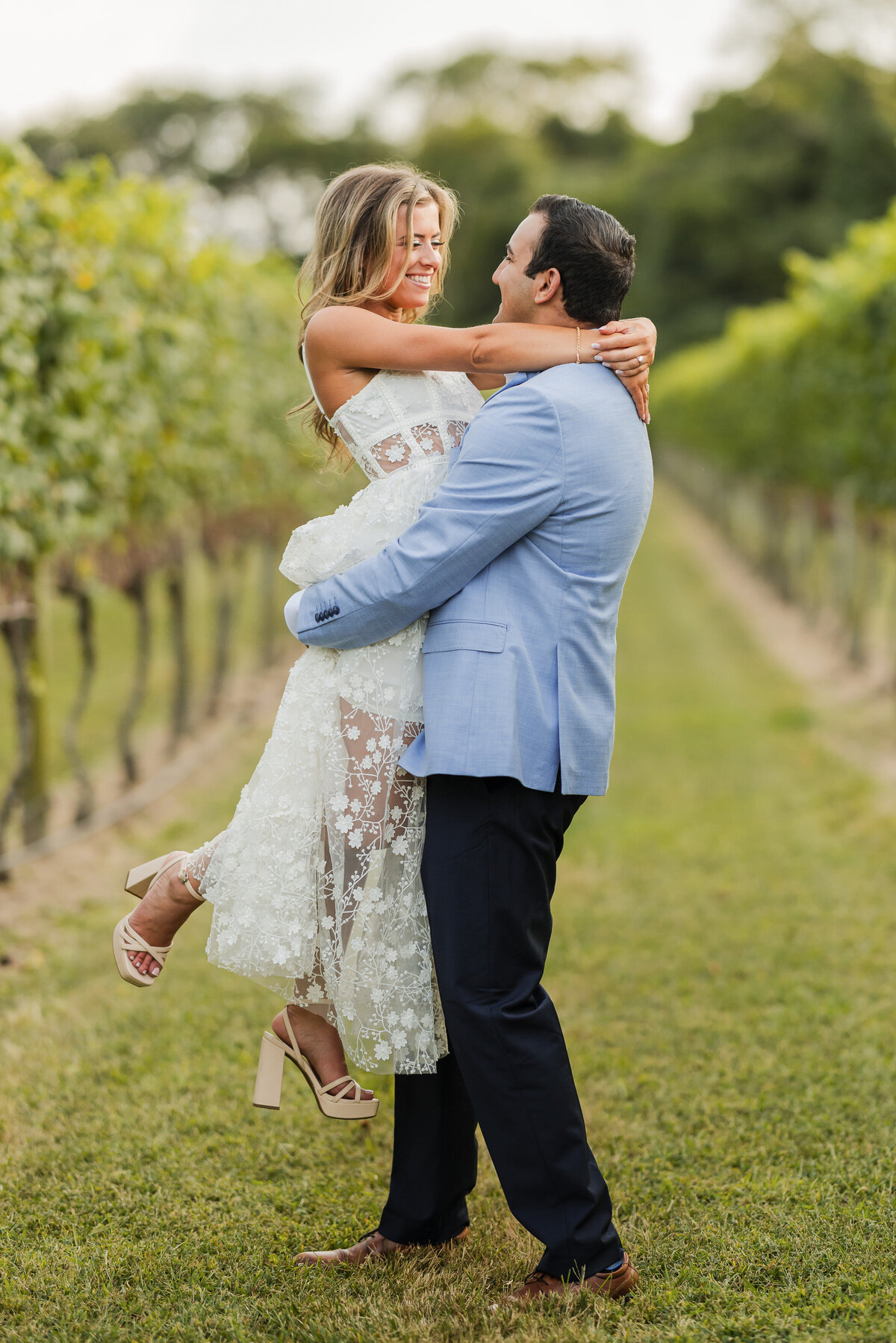 vineyard-engagement-session-new-jersey-61