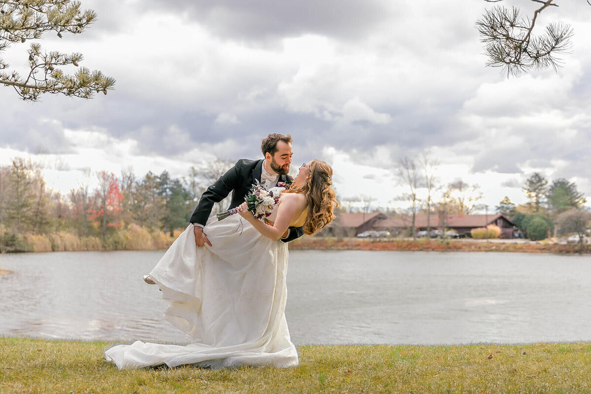 Jewish Wedding Photo of Rivka and Eddie in Chicago