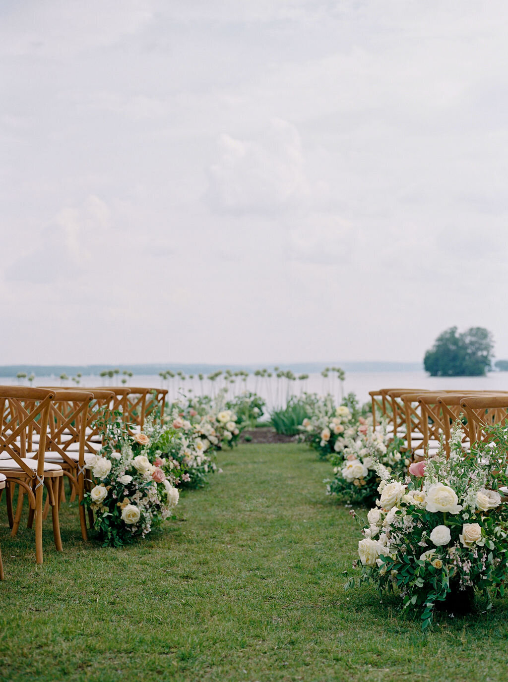 Lake-House-On-Canandaigua--Wedding-Ceremony-Verve-Event-Co-Finger-Lakes-New-York-Wedding-Planner (2)
