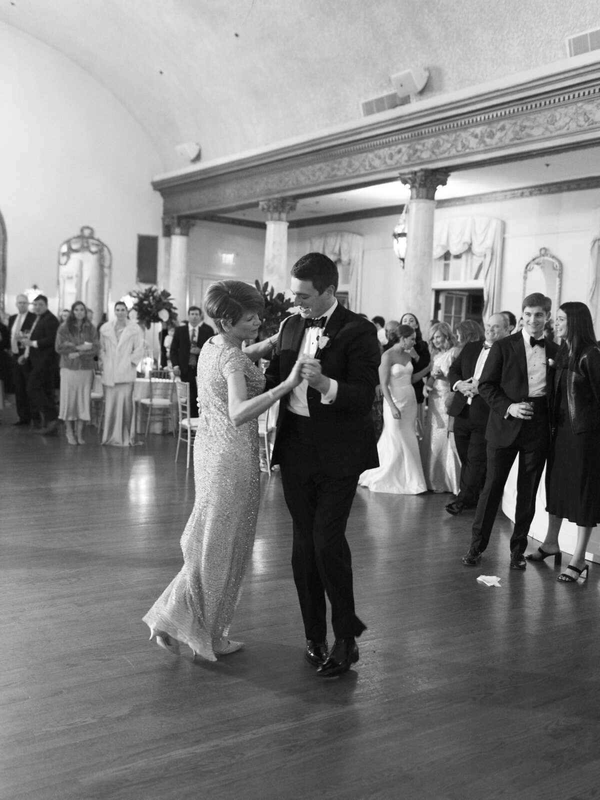 Cate_Ben_Wedding_Cherokee_Country_Club_Knoxville_Abigail_Malone_Photography-1278