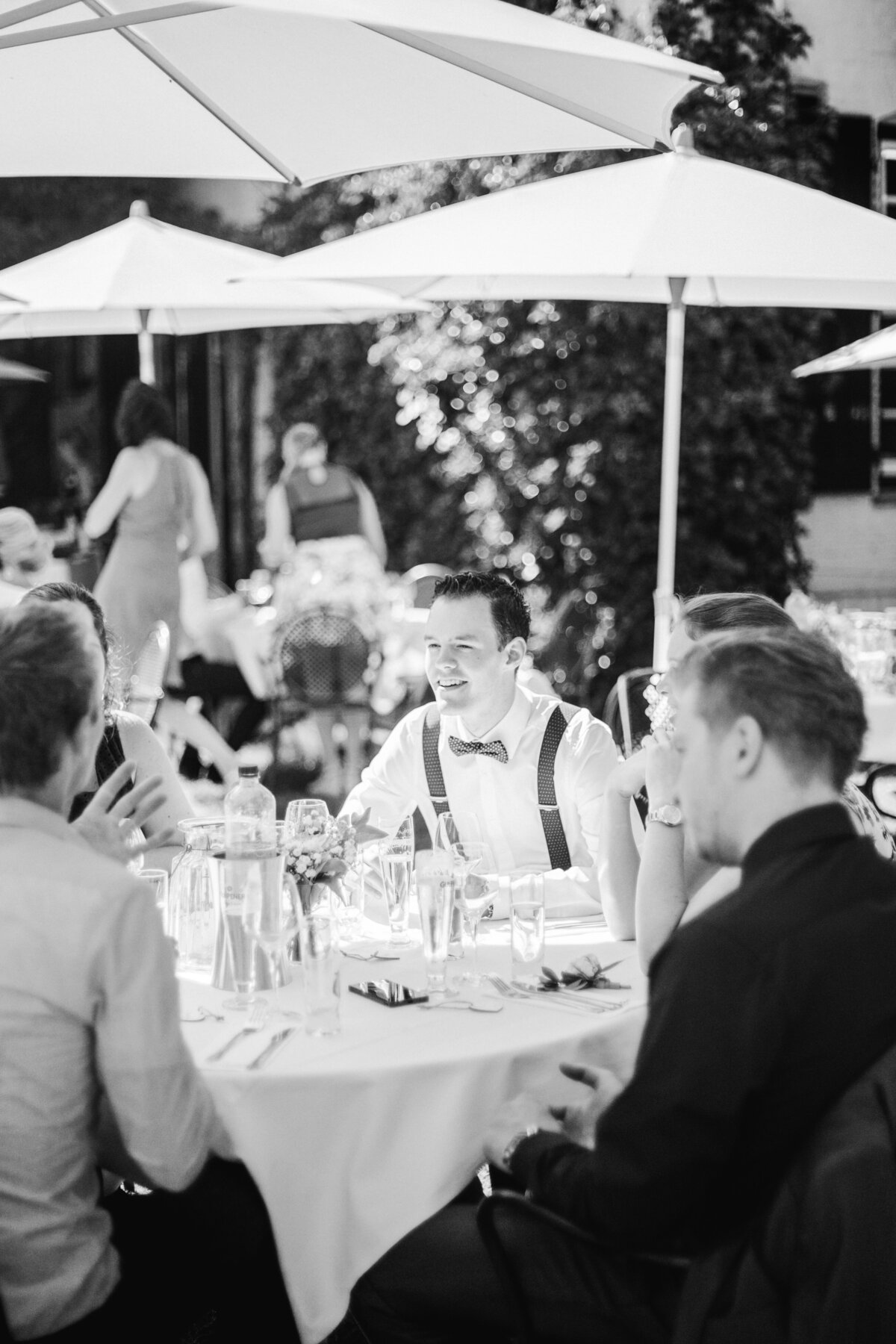 Ymke & Robbin - Laura de Roeck Photography 00321ZW Kasteel Groot Buggenum Luxe Bruiloft 