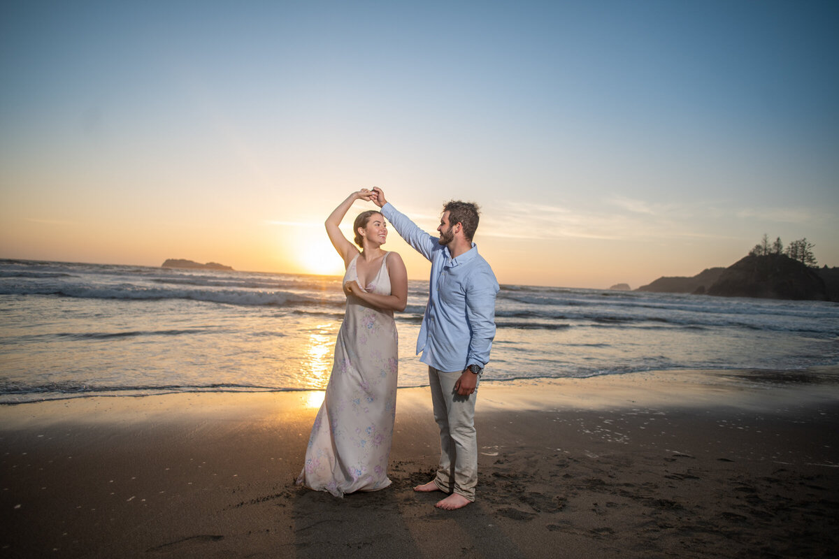 Humboldt-County-Engagement-Photographer-Beach-Engagement-Humboldt-Trinidad-College-Cove-Trinidad-State-Beach-Nor-Cal-Parky's-Pics-Coastal-Redwoods-Elopements-7