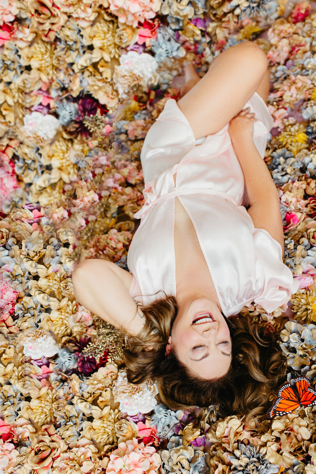 Boudoir_soft_classy_Butte_Montana_Photographer_Studio_-3342