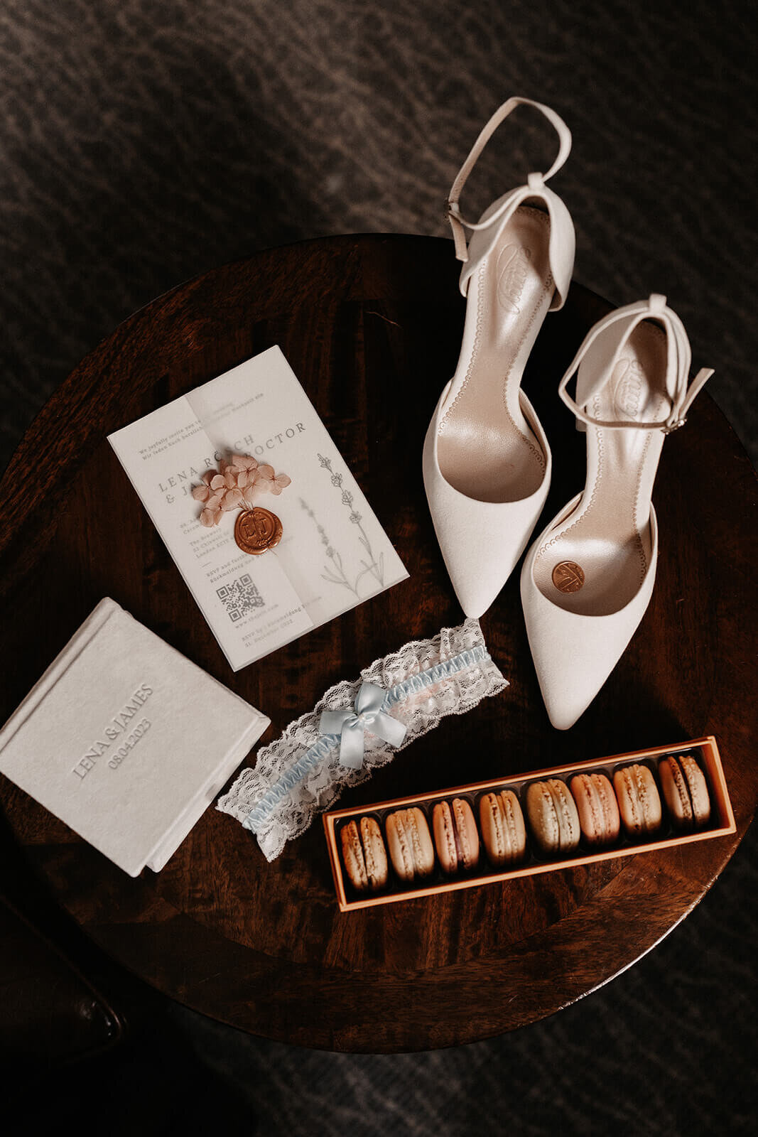 Pesh-Flowers-London-Wedding-Florist-The-Brewery-London11