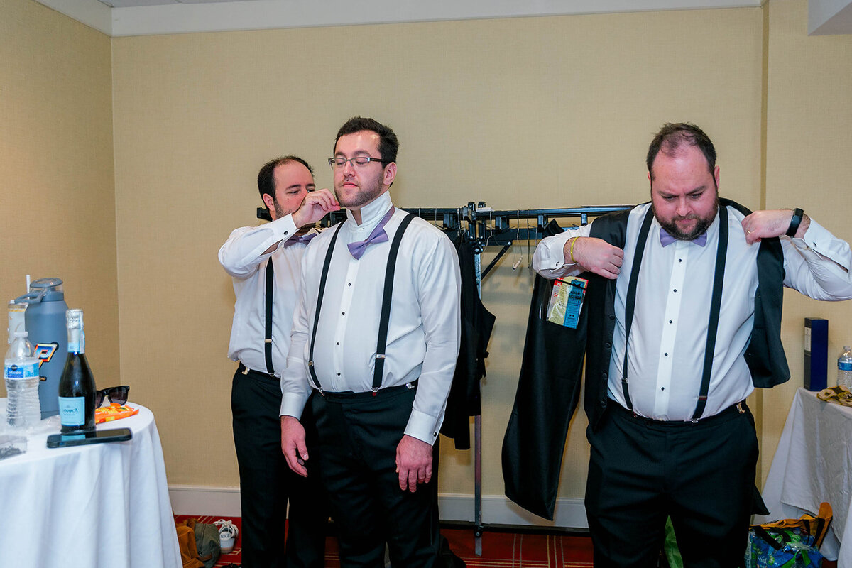 Eliana-Melmed-Photography-Chicago-LosAngeles-Jewish-WeddingPhotography-AndrewReady-00032