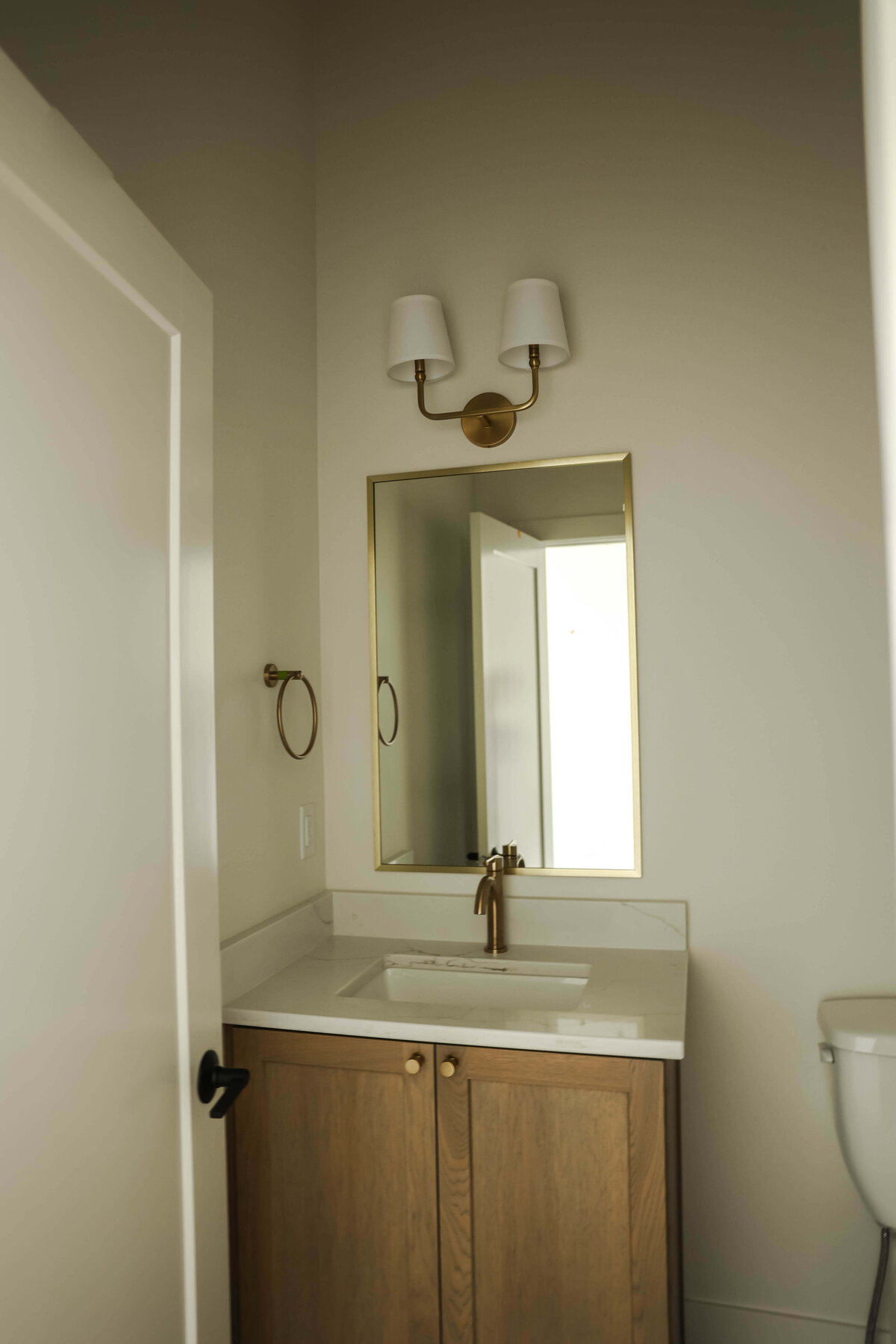 5306-Bathroom-Urbandale-Central-Iowa-Custom-Home-JRL-Builders-3F1A2664