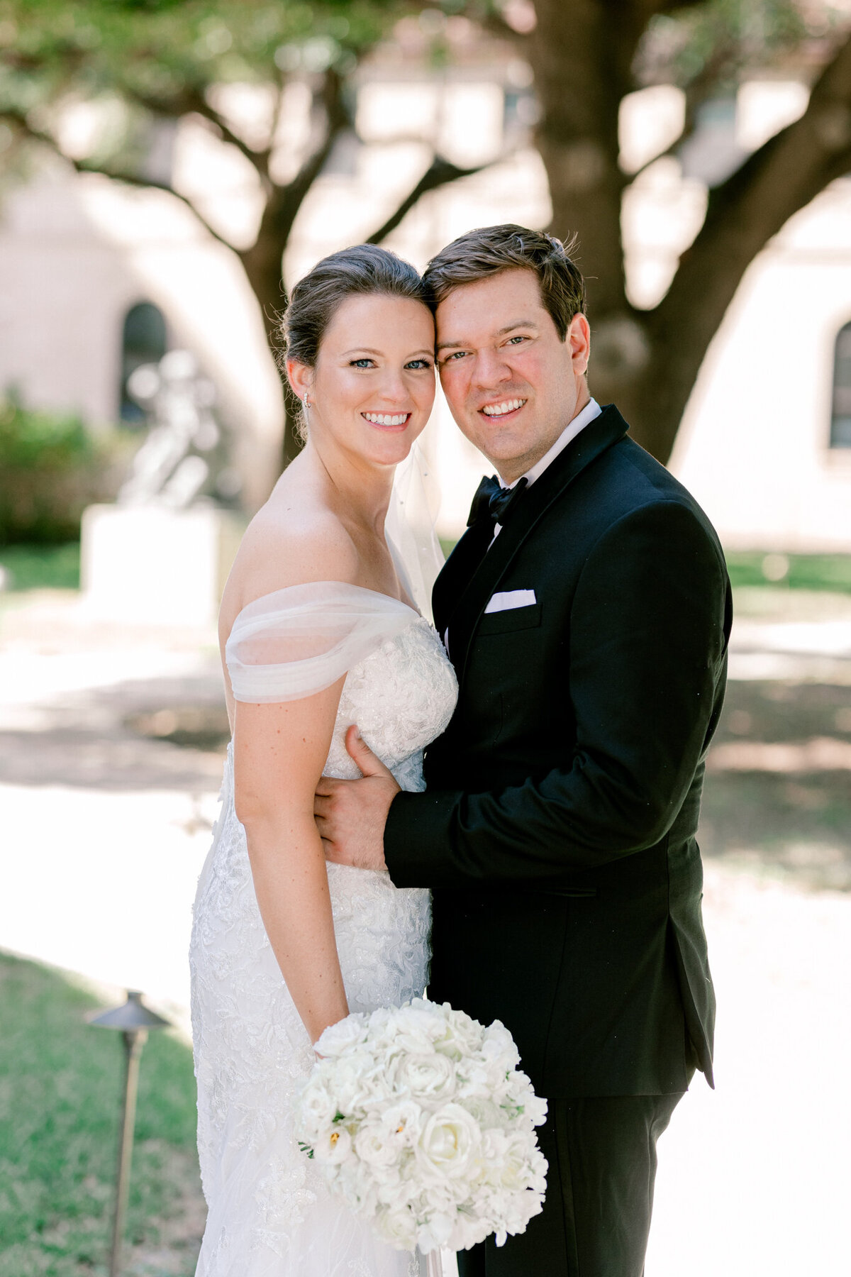 Allie & John Wedding at Royal Oaks Country Club Christ the King Church | Dallas Wedding Photographer | Sami Kathryn Photography-70