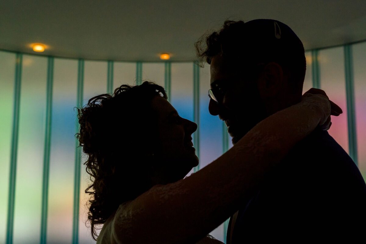 Eliana-Melmed-Photography-Chicago-LosAngeles-Jewish-WeddingPhotography-ShulaNoah-CouplesPortraits-00112