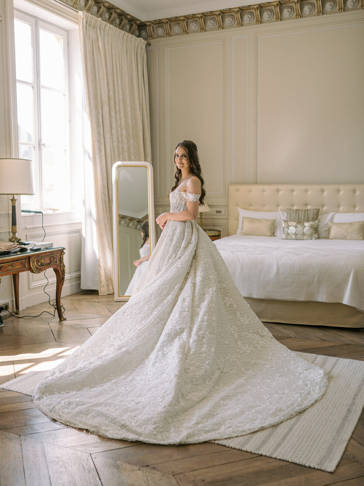 Wedding France Chateau de Varennes - Harriette Earnshaw Photography-045