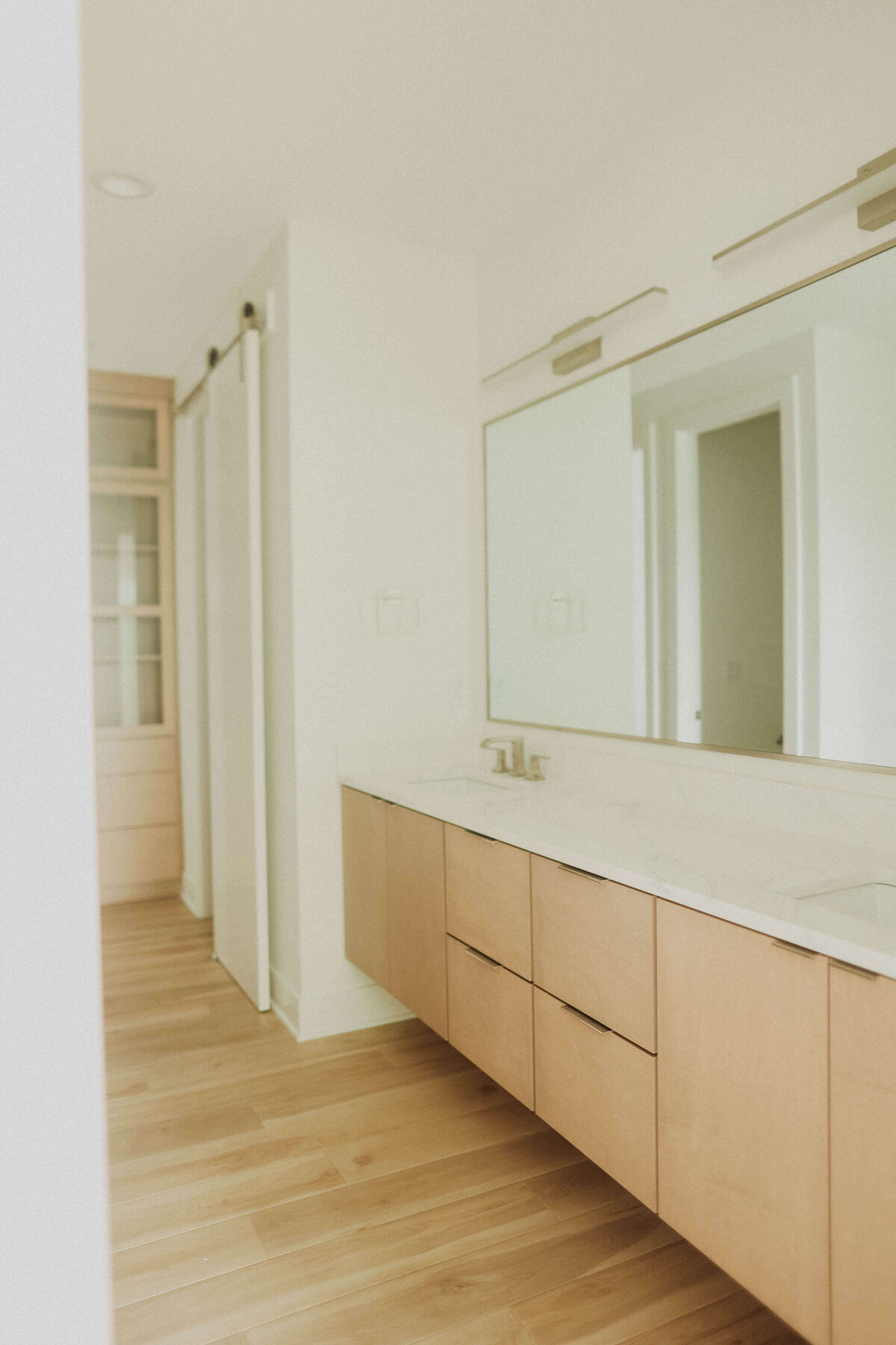 1320-Bathroom-Polk-City-Central-Iowa-Custom-Home-JRL-Builders-3F1A4790