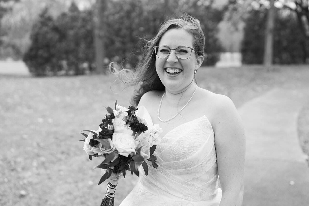 Eliana-Melmed-Photography-Chicago-LosAngeles-Jewish-WeddingPhotography-CouplePortrait-00098