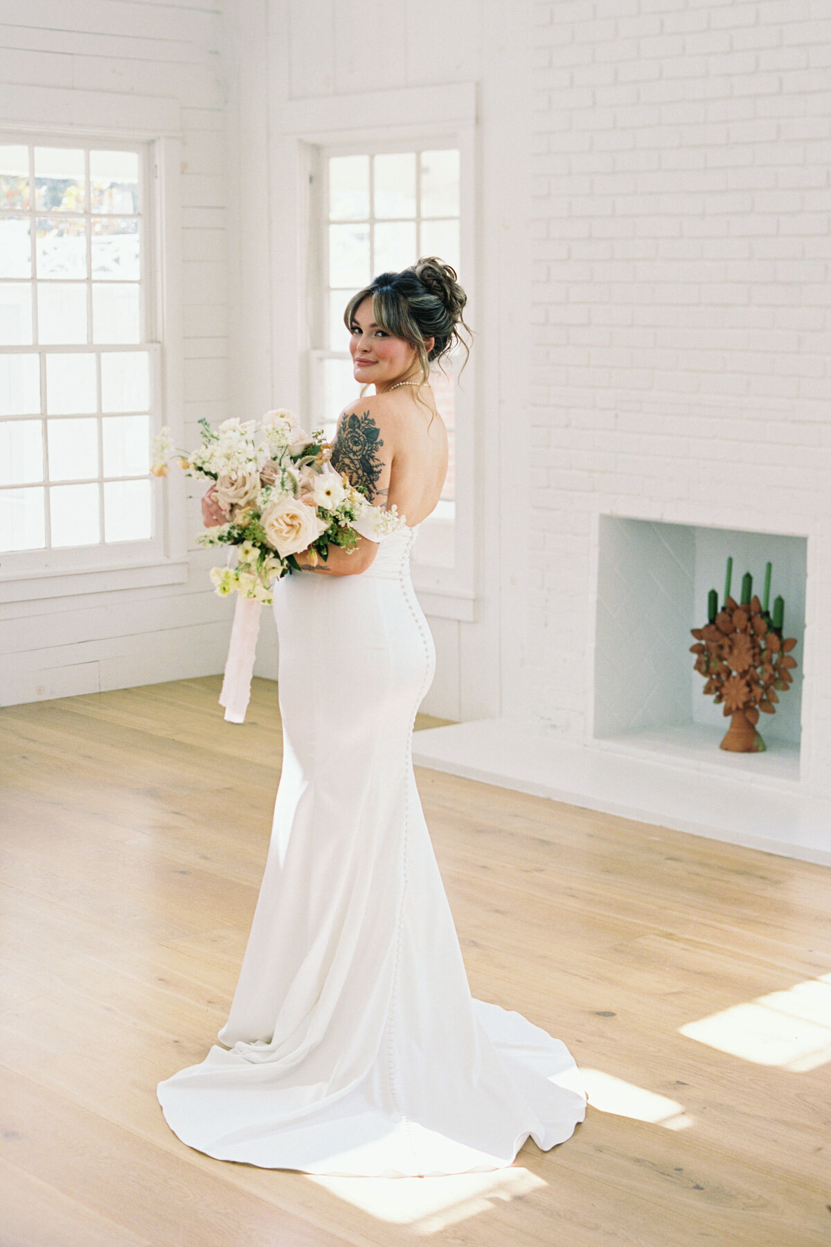 bridal-portraits-wish-well-house-georgetown