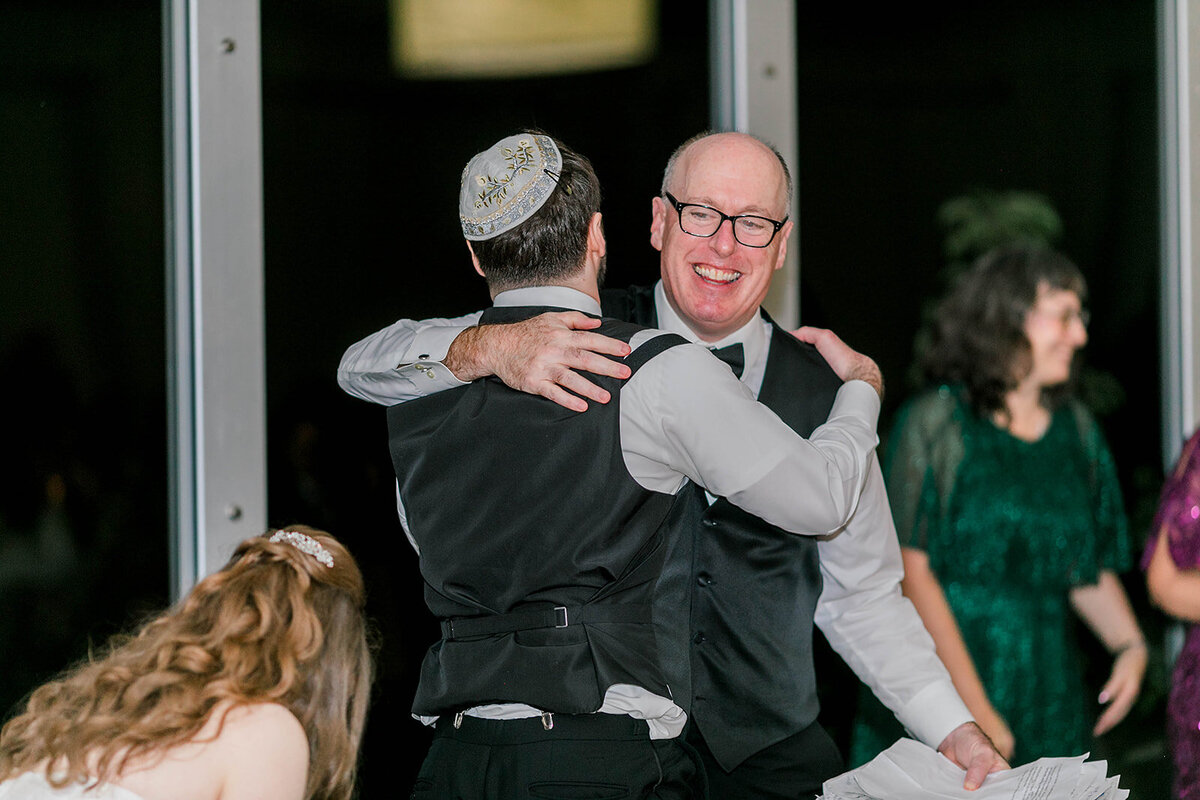 Eliana-Melmed-Photography-Chicago-LosAngeles-Jewish-WeddingPhotography-DInnerSpeeches-00069