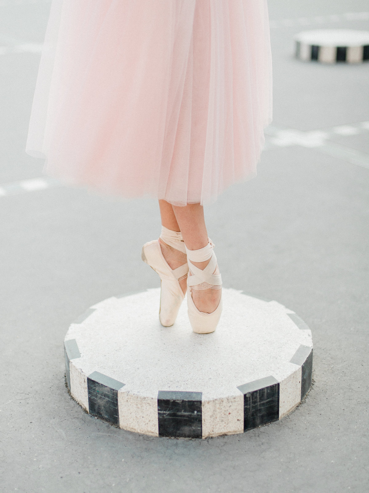 ballerina standing on toes in paris