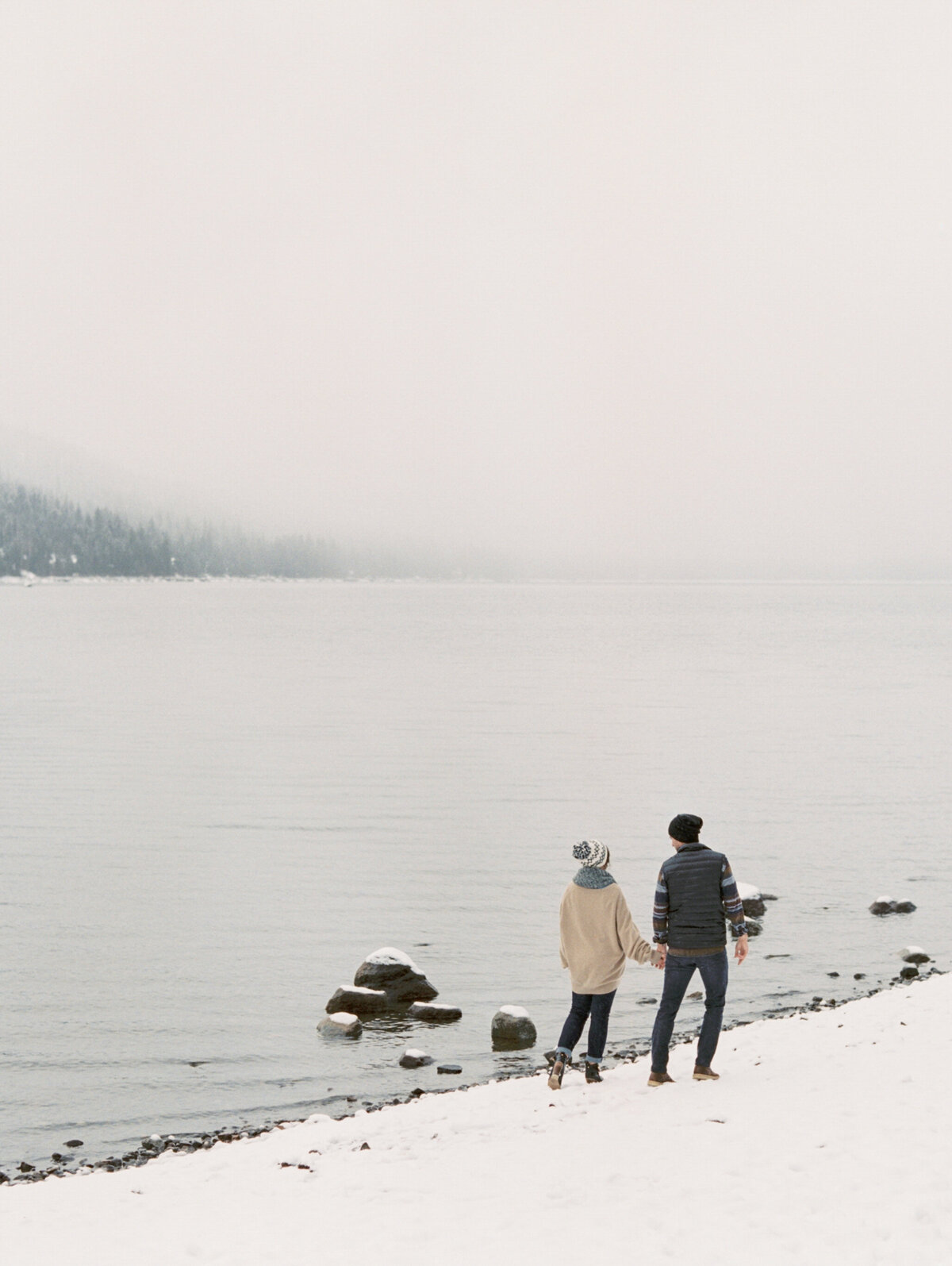 Lake-Tahoe-Winter-wedding-engagement-photo001