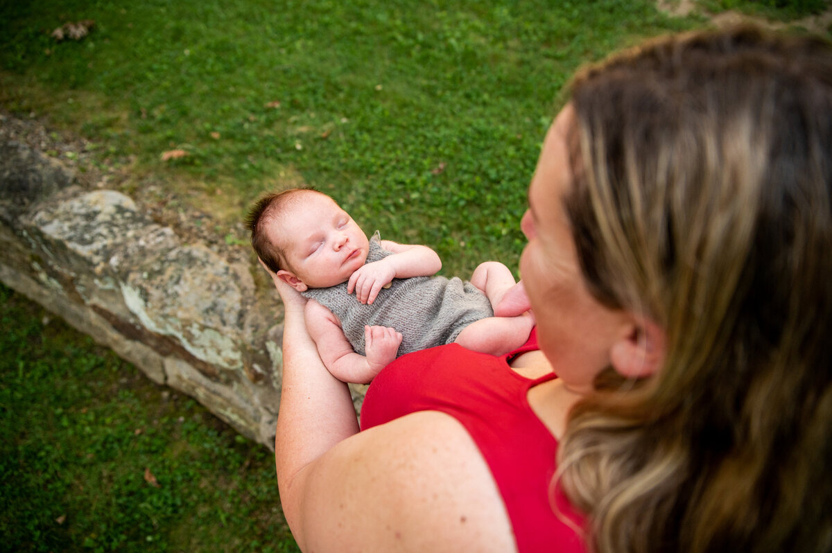 Newborn photos at Tuscora Park in New Philadelphia, Ohio.