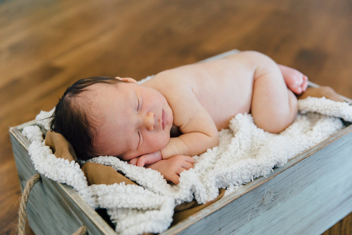 raleigh-in-home-newborn-photos-Kellan-1278