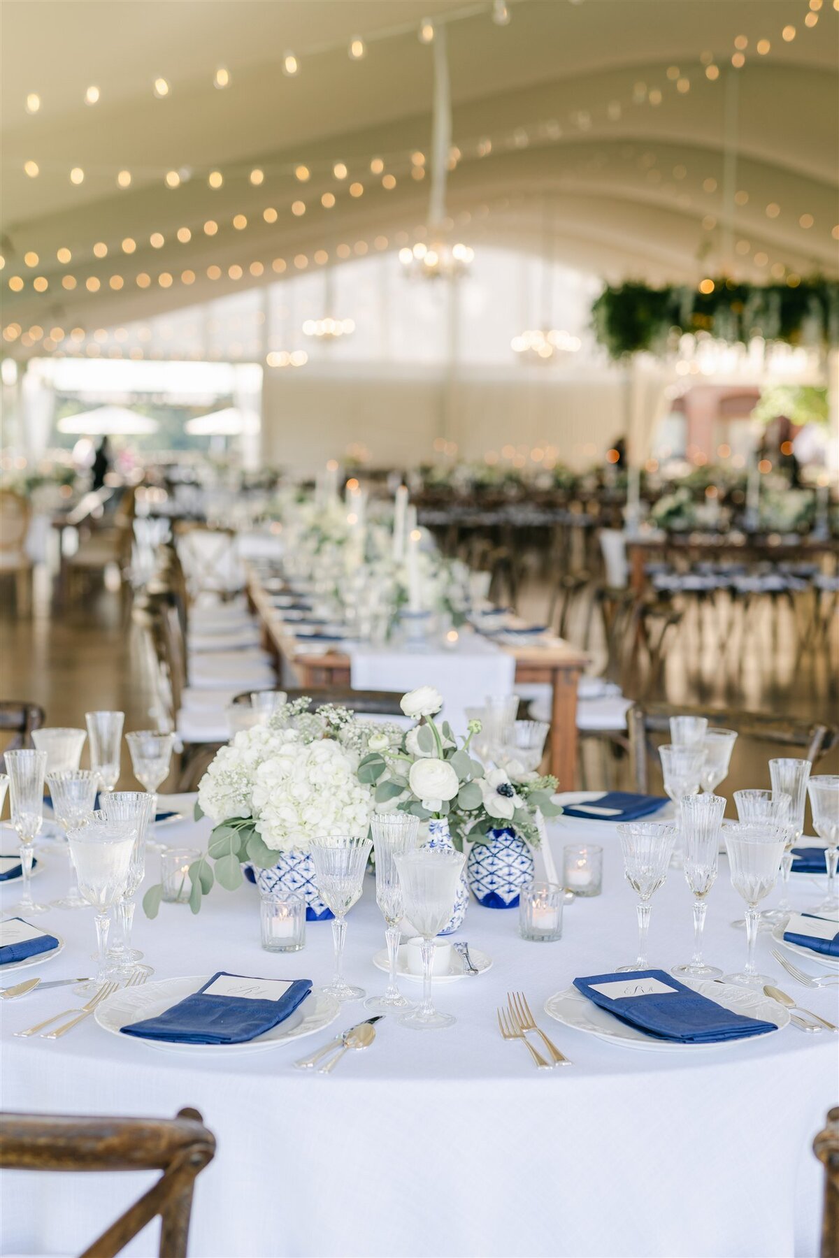 7-Blue and White Ginger Jar Inspired Wedding-Oak Hill Country Club Wedding-Verve Event Co (5)