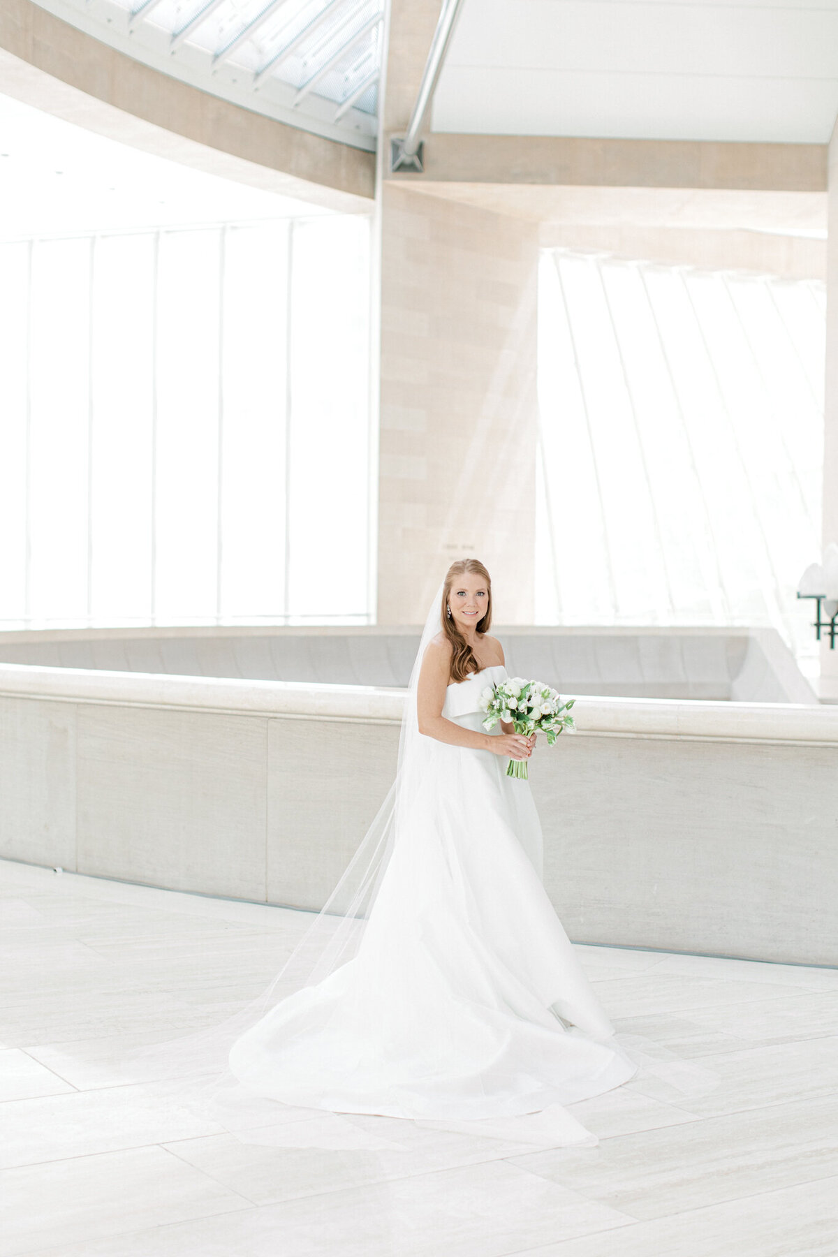 Hannah Bridal Portraits at the Meyerson Symphony Center | Dallas Wedding Photographer | Sami Kathryn Photography-1
