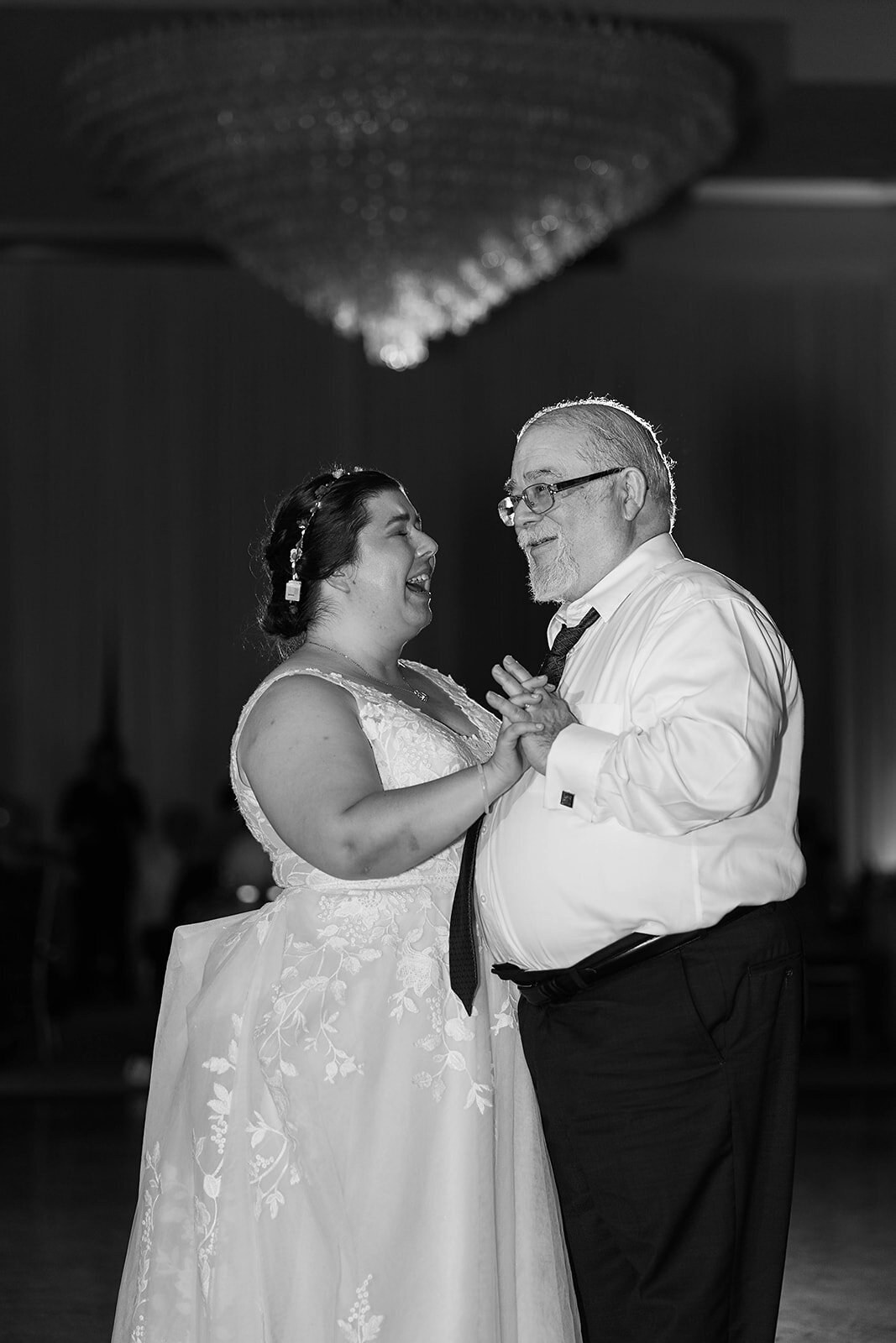Eliana-Melmed-Photography-Chicago-LosAngeles-Jewish-WeddingPhotography-ElianaSklar-SneakPeek-00008
