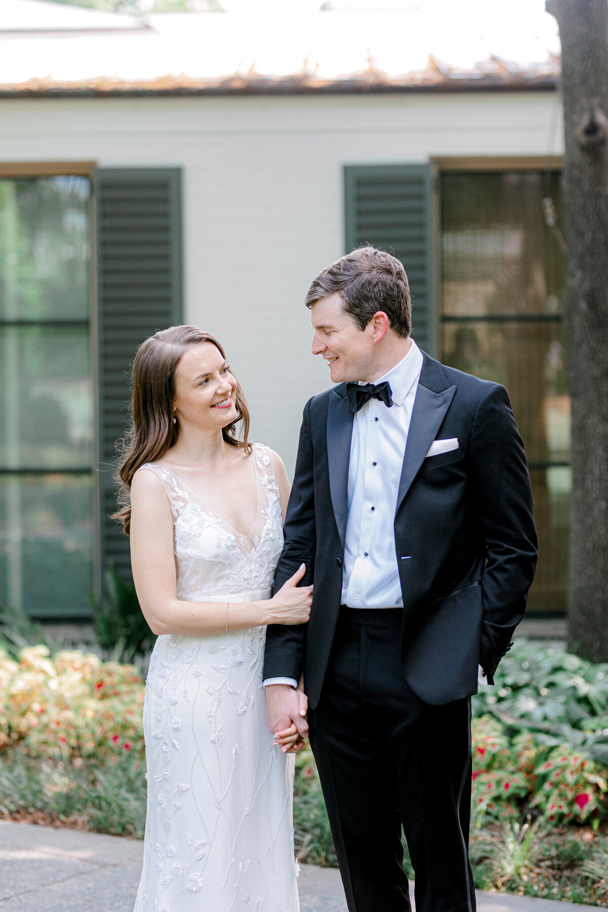 Gena & Matt's Wedding at the Dallas Arboretum | Dallas Wedding Photographer | Sami Kathryn Photography-89