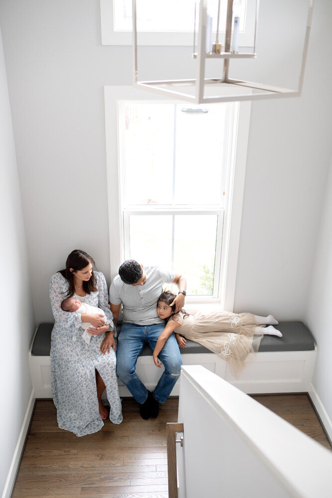 Newborn session in home