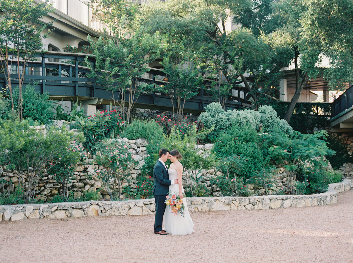 Villa Antonia - Austin Texas - Nick & Peri Pattie Bride Groom - Stephanie Michelle Photography - @stephaniemichellephotog-11