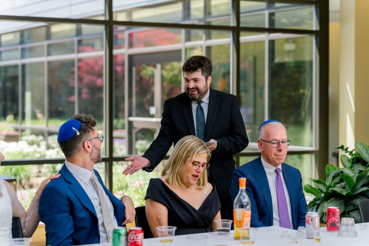 Eliana-Melmed-Photography-Chicago-LosAngeles-Jewish-WeddingPhotography-ShulaNoah-Tisch-00139